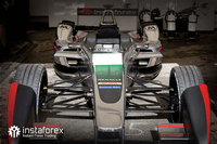 Dragon Racing  InstaForex -  
